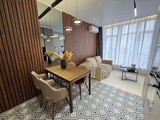 Продам трехкомнатную (3-комн.) квартиру, Красноармейская ул, 157в2к83, Ростов-на-Дону г