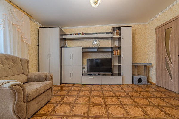 Продам трехкомнатную (3-комн.) квартиру, Краснова ул, 45, Пенза г