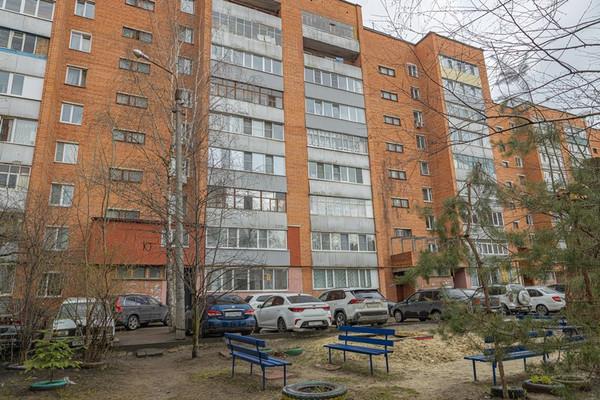Продам трехкомнатную (3-комн.) квартиру, Краснова ул, 45, Пенза г
