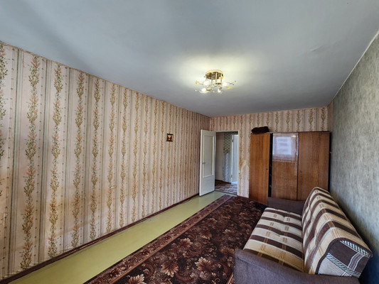 Продам двухкомнатную (2-комн.) квартиру, 5, Торосово д