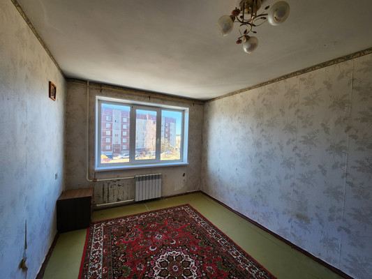 Продам двухкомнатную (2-комн.) квартиру, 5, Торосово д