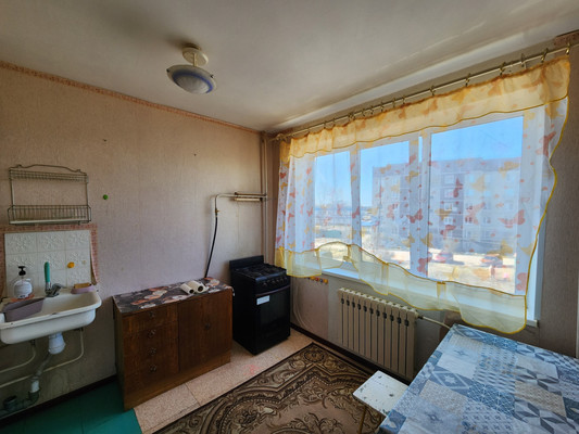 Продам двухкомнатную (2-комн.) квартиру, 5, Торосово д