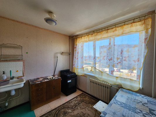 Продам двухкомнатную (2-комн.) квартиру, 5, Торосово д