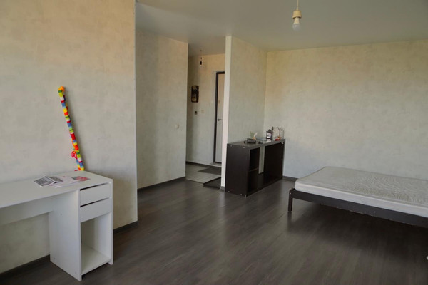 Продам двухкомнатную (2-комн.) квартиру, Юных Ленинцев ул, 84, Москва г