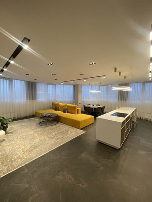 Продам трехкомнатную (3-комн.) квартиру, Кировский пр-кт, 122, Ростов-на-Дону г