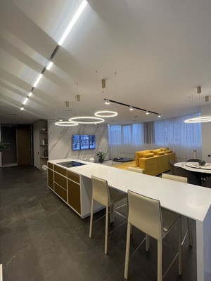 Продам трехкомнатную (3-комн.) квартиру, Кировский пр-кт, 122, Ростов-на-Дону г