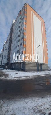 Продам однокомнатную (1-комн.) квартиру, Заводская ул, 18к2, Янино-1 гп