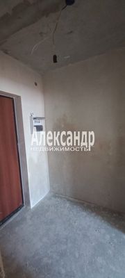 Продам однокомнатную (1-комн.) квартиру, Заводская ул, 18к2, Янино-1 гп