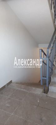 Продам однокомнатную (1-комн.) квартиру, Заводская ул, 18к2, Янино-1 гп