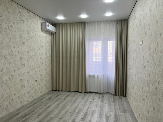 Продам трехкомнатную (3-комн.) квартиру, Мурата Ахеджака ул, 6, Новороссийск г