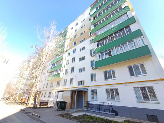 Продам трехкомнатную (3-комн.) квартиру, Братьев Касимовых ул, 40, Казань г