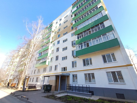 Продам трехкомнатную (3-комн.) квартиру, Братьев Касимовых ул, 40, Казань г
