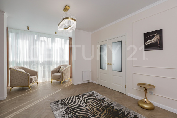 Продам двухкомнатную (2-комн.) квартиру, Героя России Мариенко ул, 8 , Калининград г