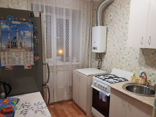 Продам однокомнатную (1-комн.) квартиру, Молодежная ул, 12, Казань г