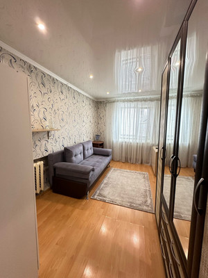 Продам комнату в 4-комн. квартире, Сары Садыковой ул, 20, Казань г