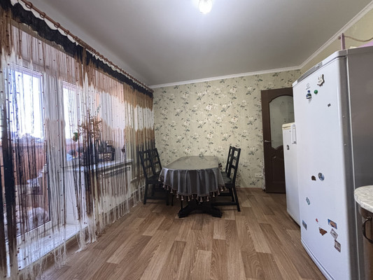 Продам трехкомнатную (3-комн.) квартиру, Тыныч ул, 3, Казань г
