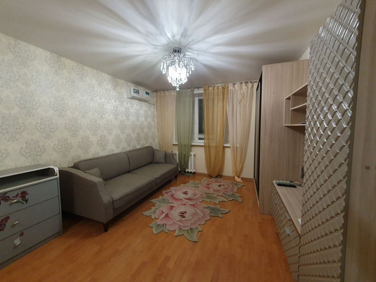 Продам однокомнатную (1-комн.) квартиру, Чистоозерская ул, 7, Казань г