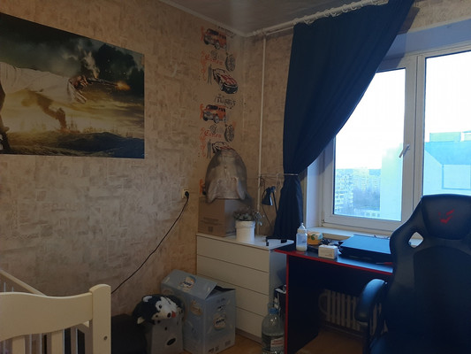 Продам двухкомнатную (2-комн.) квартиру, Победы пр-кт, 158, Казань г