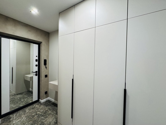 Продам трехкомнатную (3-комн.) квартиру, Красноармейская ул, 157в/83, Ростов-на-Дону г