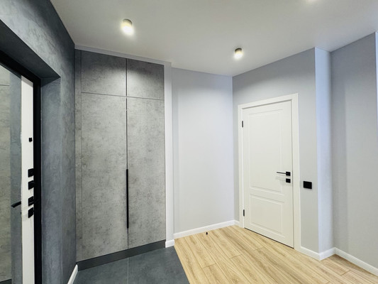 Продам трехкомнатную (3-комн.) квартиру, Красноармейская ул, 157в/83, Ростов-на-Дону г