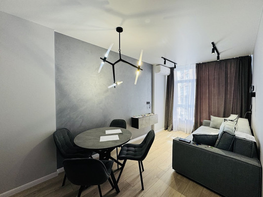 Продам трехкомнатную (3-комн.) квартиру, Красноармейская ул, 157в/83, Ростов-на-Дону г