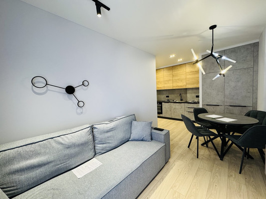 Продам трехкомнатную (3-комн.) квартиру, Красноармейская ул, 157в/83, Ростов-на-Дону г