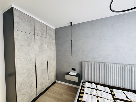 Продам трехкомнатную (3-комн.) квартиру, Красноармейская ул, 157в/83, Ростов-на-Дону г