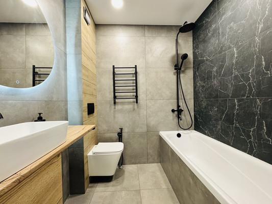 Продам трехкомнатную (3-комн.) квартиру, Красноармейская ул, 157в/83, Ростов-на-Дону г