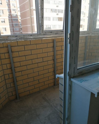 Продам однокомнатную (1-комн.) квартиру, Красных Партизан ул, 1/4к16, Краснодар г