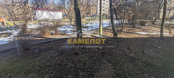 Продам двухкомнатную (2-комн.) квартиру, Мира ул, 65, Чехов г