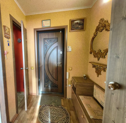 Продам однокомнатную (1-комн.) квартиру, Коммунаров ул, 1/6, Казань г