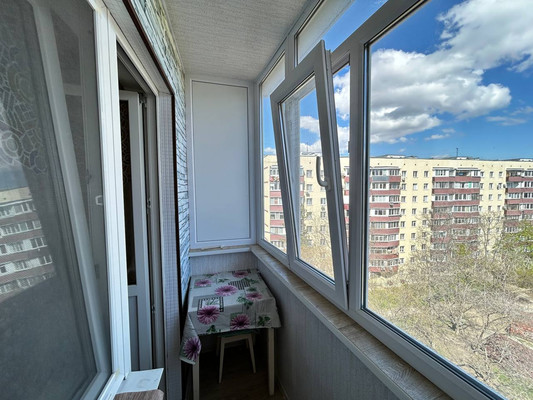 Продам однокомнатную (1-комн.) квартиру, 60 лет Октября ул, 19, Симферополь г