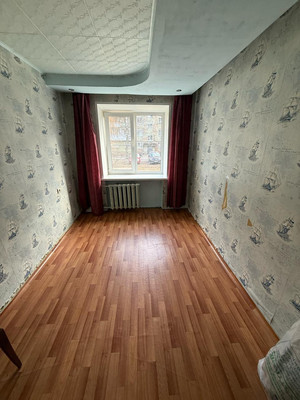 Продам двухкомнатную (2-комн.) квартиру, Ленинградская ул, 4, Воткинск г