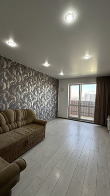 Продам двухкомнатную (2-комн.) квартиру, Пискунова ул, 148/7, Иркутск г