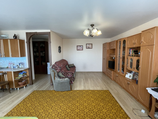 Продам двухкомнатную (2-комн.) квартиру, Байкальская ул, 301, Иркутск г