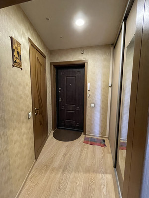 Продам двухкомнатную (2-комн.) квартиру, Байкальская ул, 301, Иркутск г