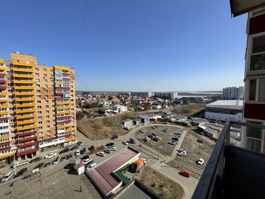 Продам двухкомнатную (2-комн.) квартиру, Байкальская ул, 301, Иркутск г