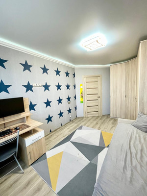 Продам трехкомнатную (3-комн.) квартиру, Тибетская ул, 1Б, Ростов-на-Дону г