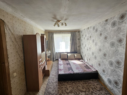 Продам двухкомнатную (2-комн.) квартиру, Гагарина ул, 115, Казань г