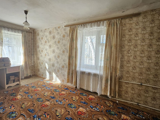 Продам двухкомнатную (2-комн.) квартиру, Гагарина ул, 115, Казань г