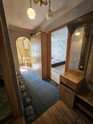 Продам двухкомнатную (2-комн.) квартиру, Гагарина ул, 115, Казань г