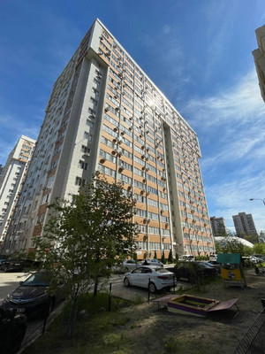 Продам двухкомнатную (2-комн.) квартиру, Домбайская ул, 10/1к1, Краснодар г