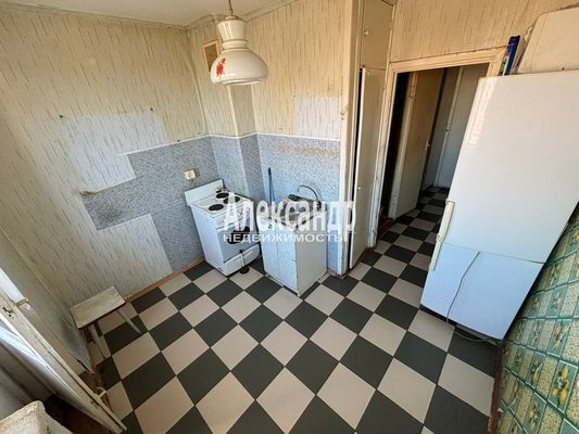 Продам двухкомнатную (2-комн.) квартиру, Ленинский пр-кт, 96к2, Санкт-Петербург г