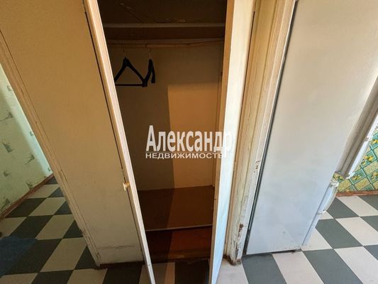 Продам двухкомнатную (2-комн.) квартиру, Ленинский пр-кт, 96к2, Санкт-Петербург г
