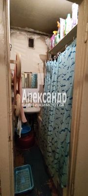 Продам комнату в 2-комн. квартире, Чекистов ул, 44, Санкт-Петербург г