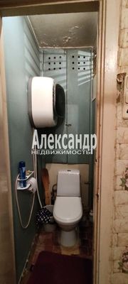 Продам комнату в 2-комн. квартире, Чекистов ул, 44, Санкт-Петербург г
