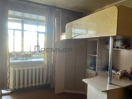 Продам трехкомнатную (3-комн.) квартиру, Окружная ул, 2, Калуга г