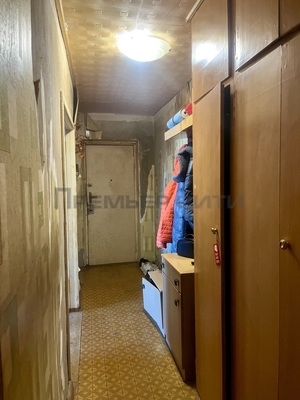 Продам трехкомнатную (3-комн.) квартиру, Окружная ул, 2, Калуга г