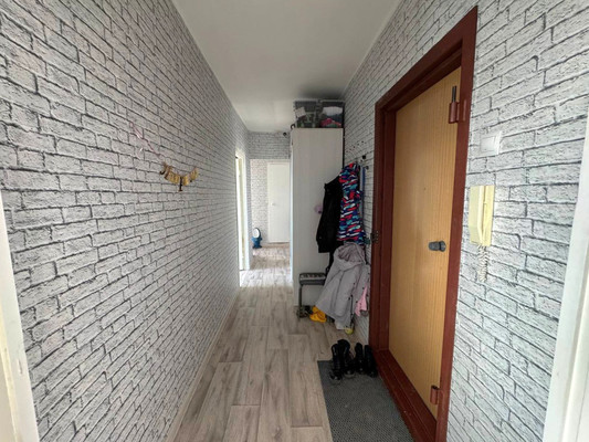Продам двухкомнатную (2-комн.) квартиру, Сигаева ул, 12, Пермь г