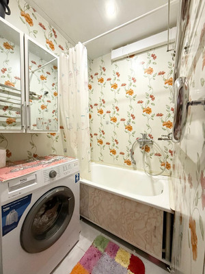 Продам двухкомнатную (2-комн.) квартиру, Ленинградская ул, 15, Воткинск г